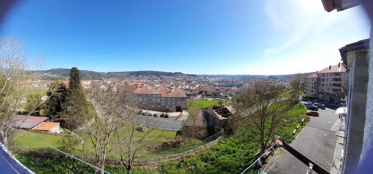 O Descanso Da Abella Apartamento Ourense Exterior foto